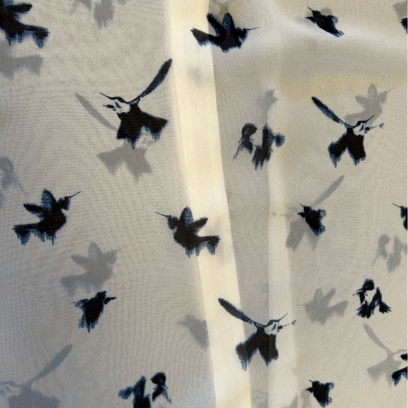 Two by Vince Camuto sheer long sleeve bird print button down shirt. Sz-S NWT Z5 - Picture 10 of 11